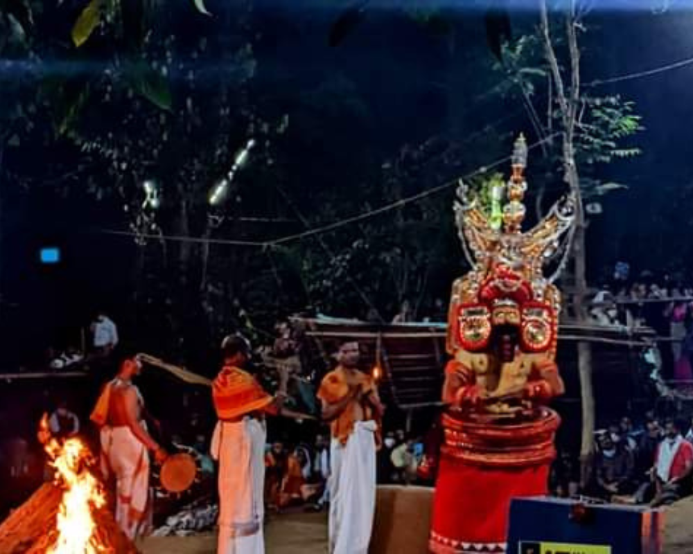 Kunnathoor Padi Sree Muthappan Devasthanam, Kannur